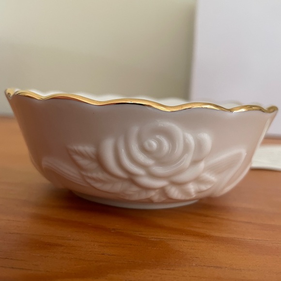 LENOX NIB Rose Blossom Bowl 4.5" Fine Bone China Pure 24K Gold COA Collectible - Picture 2 of 7